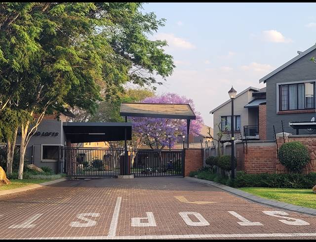 3 BEDROOM DUPLEX TO LET IN WATERVAL EAST